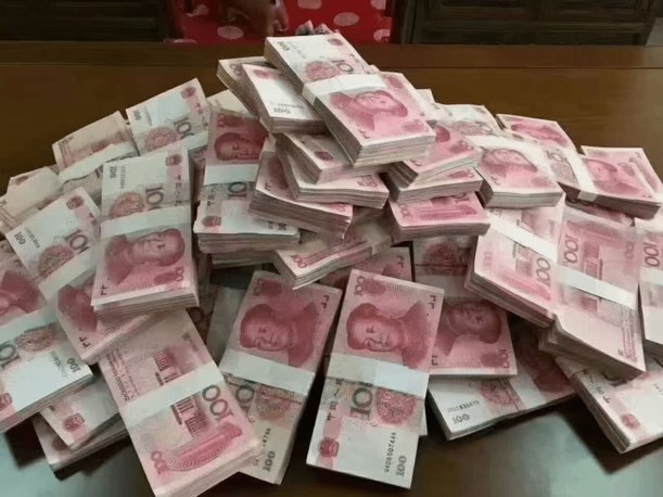 得物App余额提现：如何将虚拟币换成现金？